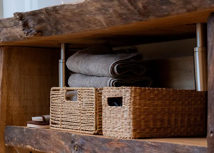 Le Sublime Saint Paul - 4 アパート *